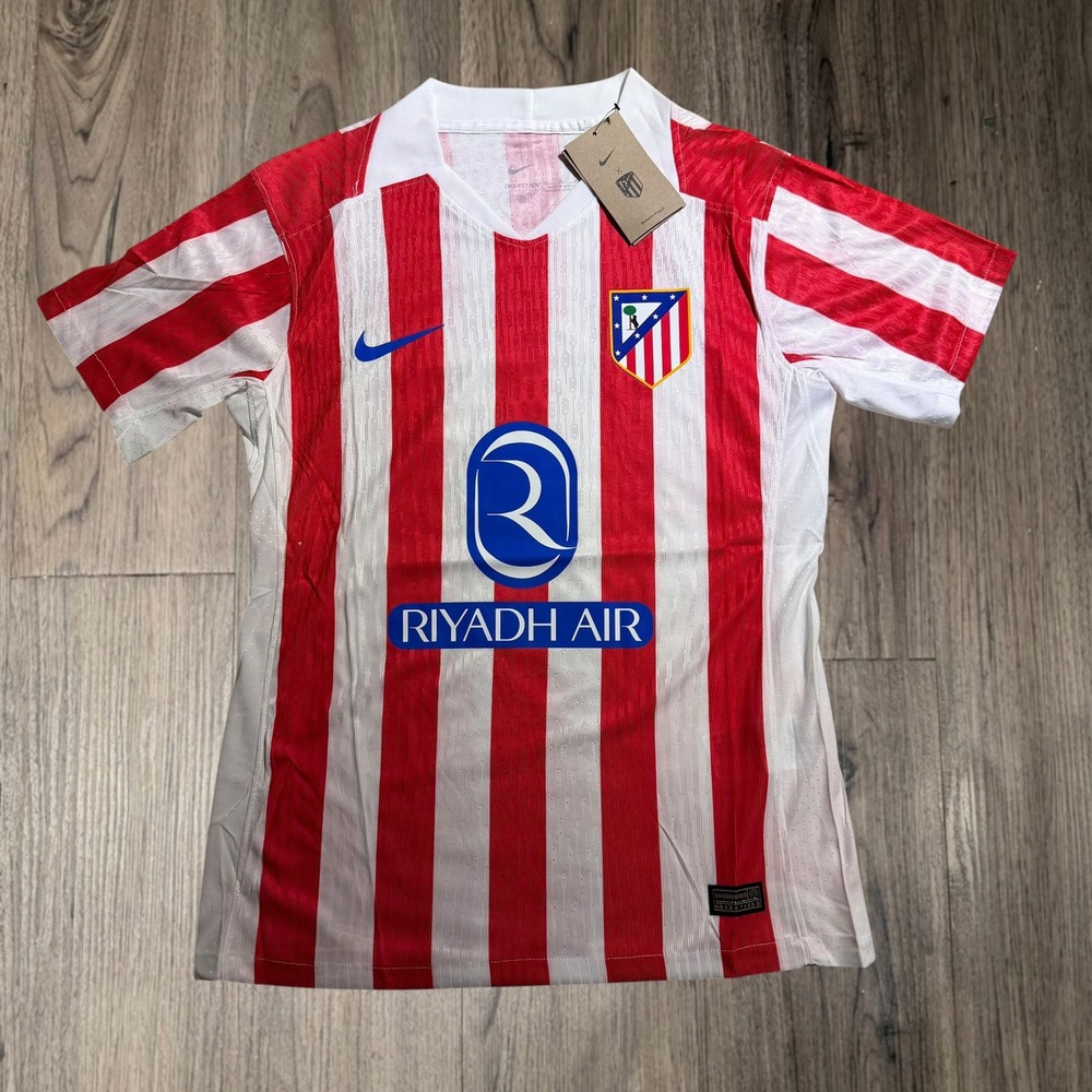 Nike Atletico Madrid 2026 Home Jersey Size Medium Red White Striped NWT